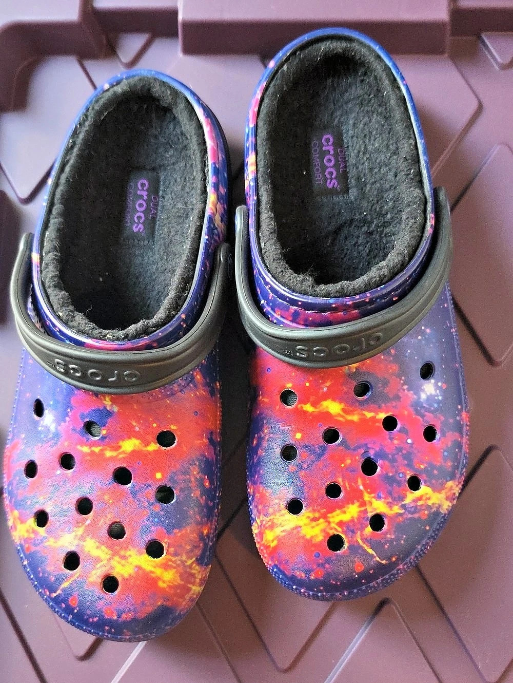 Crocs Classic Clog Abstract Clogs in Blue & Pink Women US 11